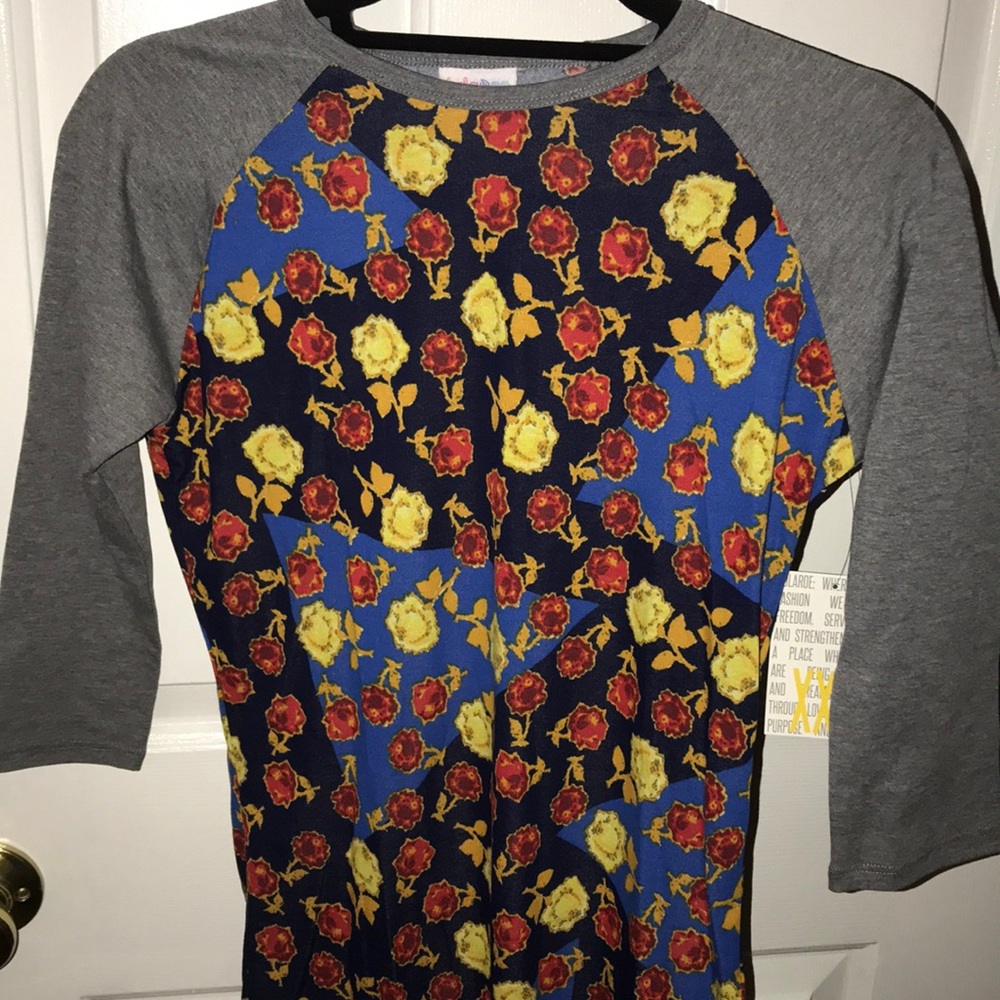 BNWT LuLaRoe XXS Randy Tee
